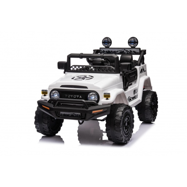  Elektrické autíčko Toyota FJ Cruiser 4x4 bílé