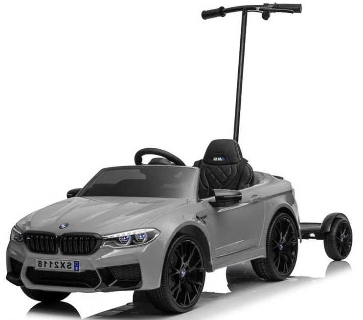 Elektrické autíčko BMW M5 lakované stříbrné s vodící tyčí  Elektrické autíčko BMW M5 lakované stříbrné s vodící tyčí