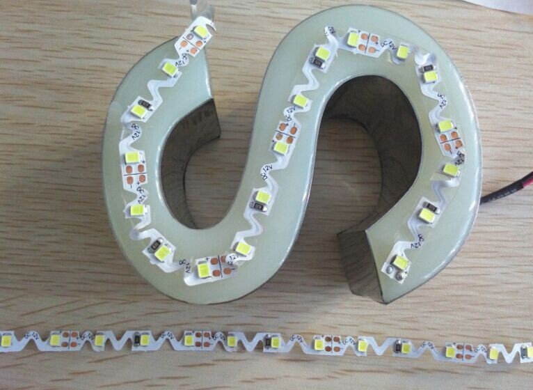 Samolepící ohebná LED páska - Denní bílá