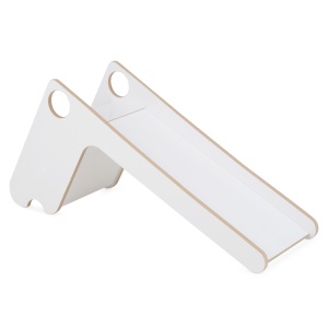 PLUSH NEST PLUSH NEST Dřevěná dětská skluzavka bílá (kolekce Wooden Play)