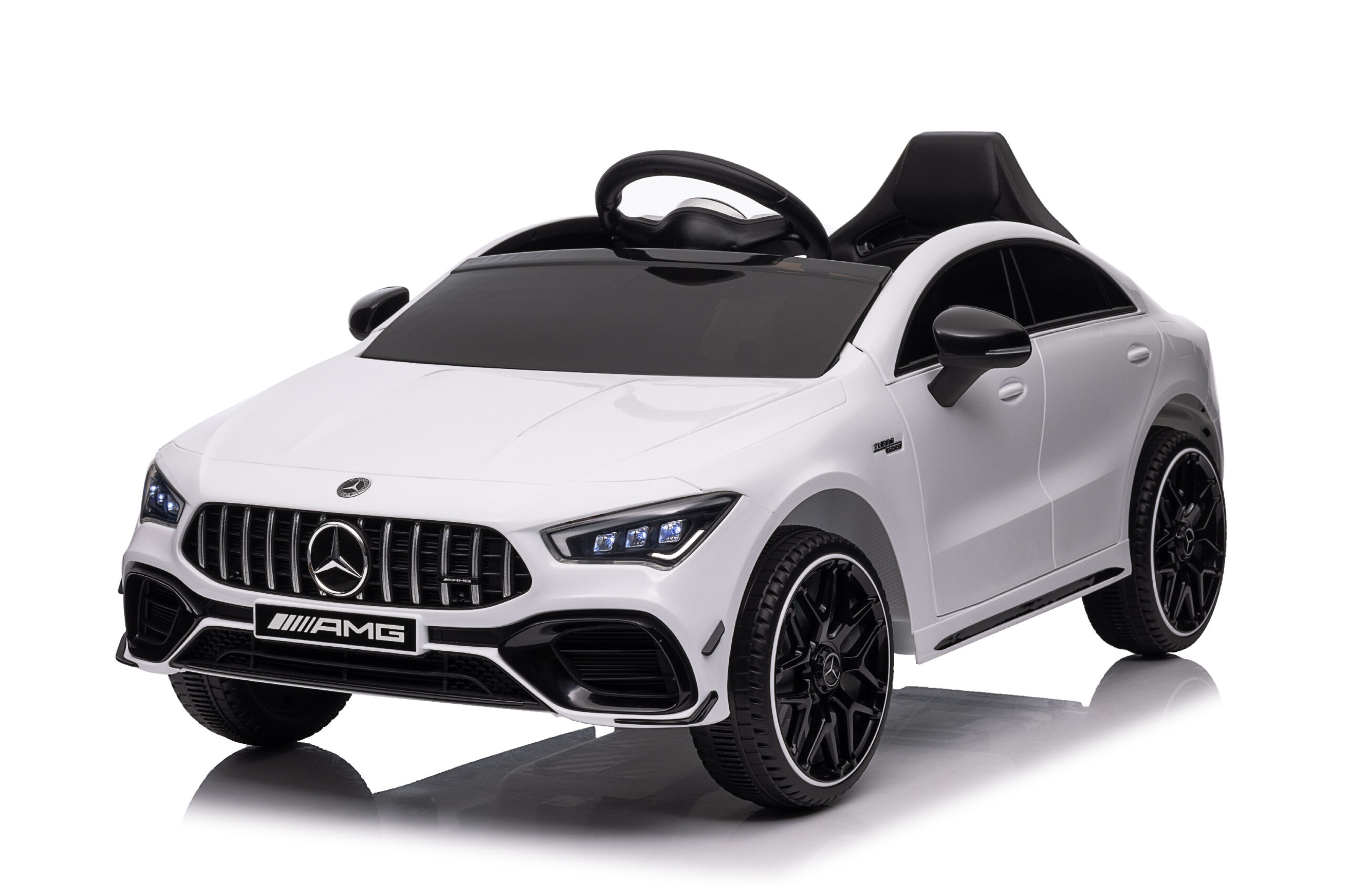  Mamido Elektrické autíčko Mercedes CLA 45S AMG 4x4 bílé