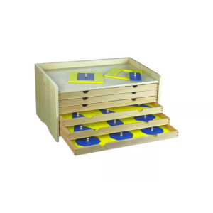 Moyo Montessori Moyo Montessori Geometrická komoda