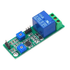 Komparátor napájecího napětí s hysterezí - 12V