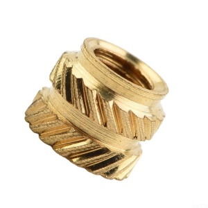 Závitová zápustná vložka M5x6x7 mosazná