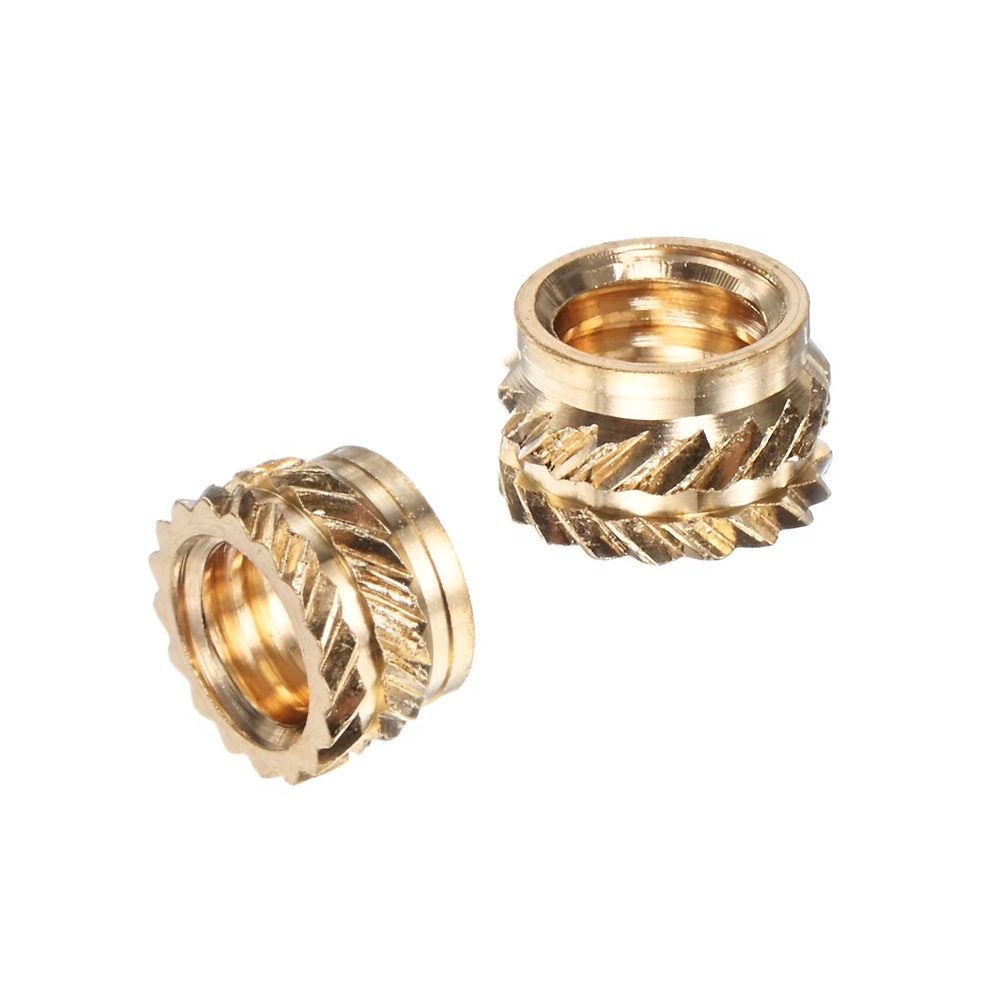 Závitová zápustná vložka M6x6x8 mosazná